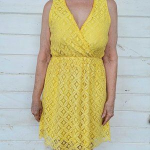 Annabella Geometric Floral Yellow Lace Dress with V Neck Medium